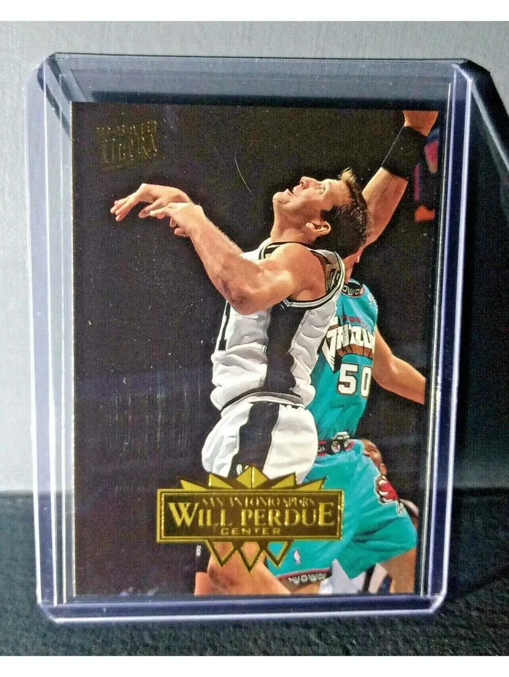 1995-96 Will Perdue #240 Basketball Card
